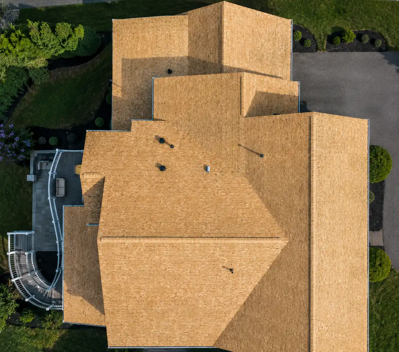Roof before architectural shingle installation